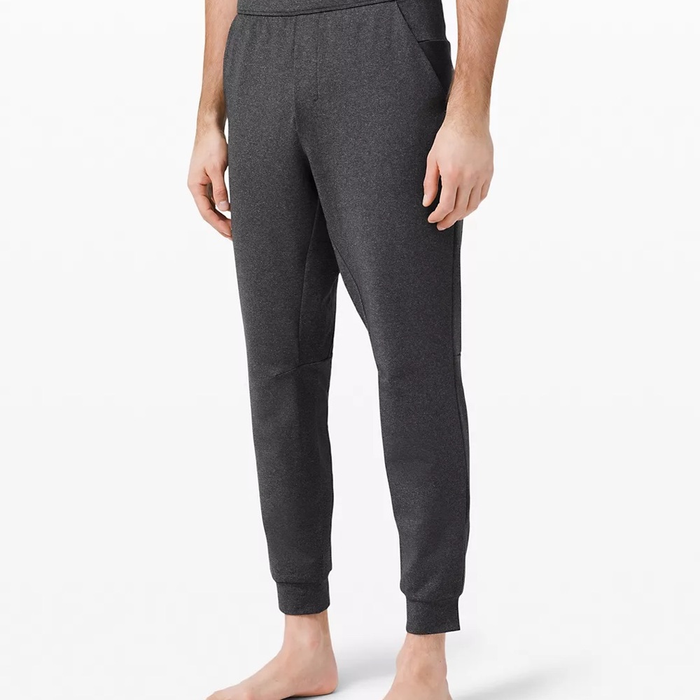 Lululemon Men’s Intent Jogger 30” Size Small
